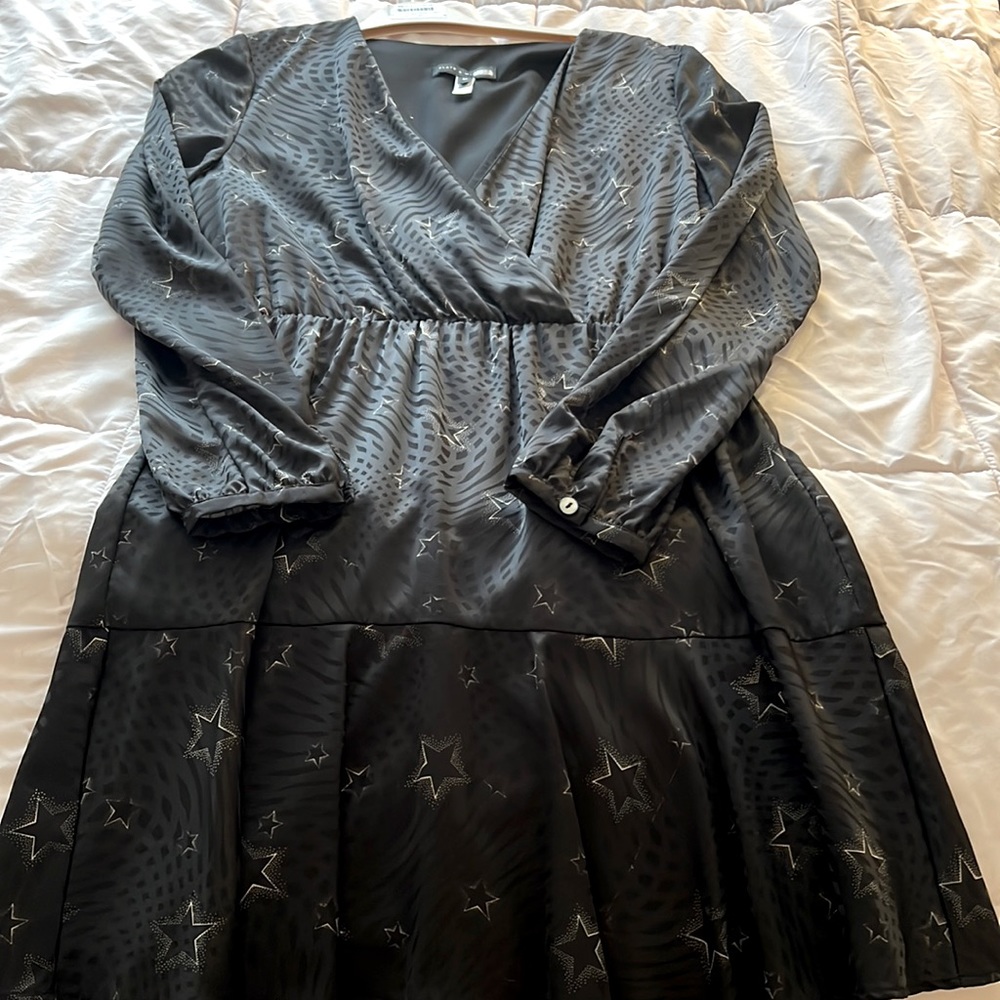 Slate and willow star dress 🌟